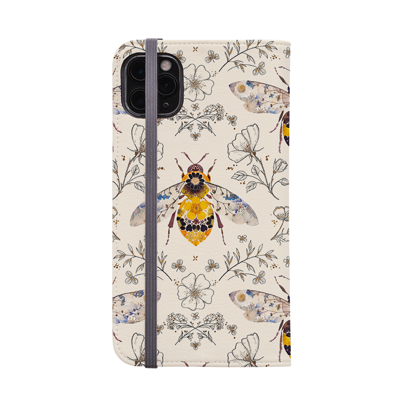 Alabaster Bumble Bee Wallet Case By Helen Ahpornsiri