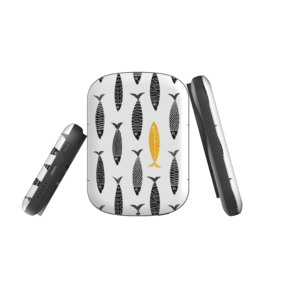 MagSafe Power Bank - Black and Gold Sardines