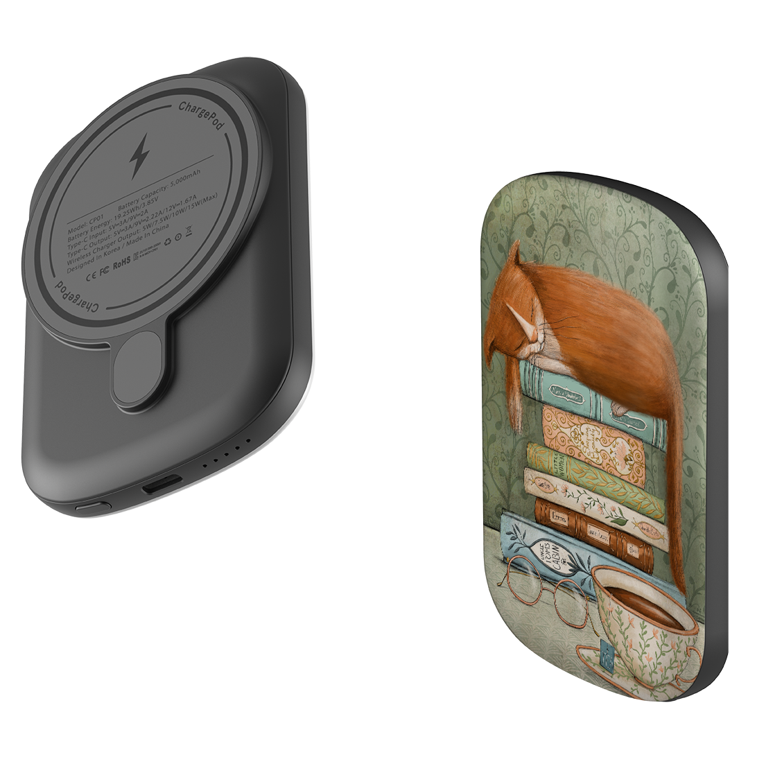 MagSafe Power Bank - Cat and Books By Maja Lindberg