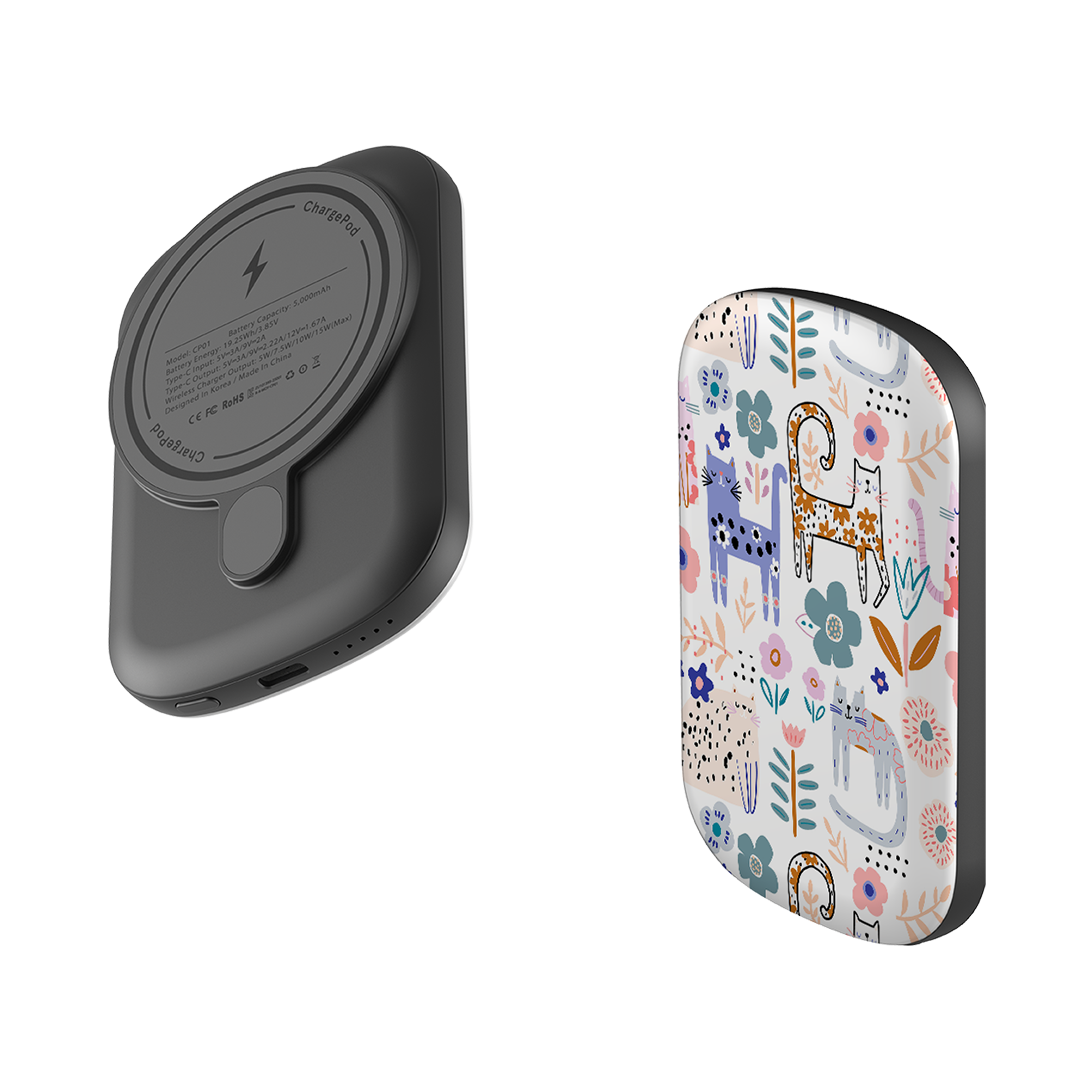 MagSafe Power Bank - Floral Cats