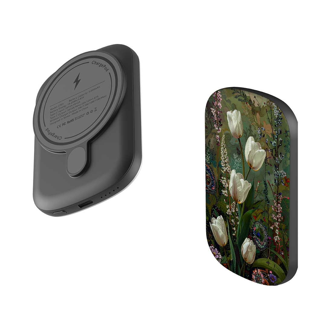 MagSafe Power Bank - Green Vyne White Tulips