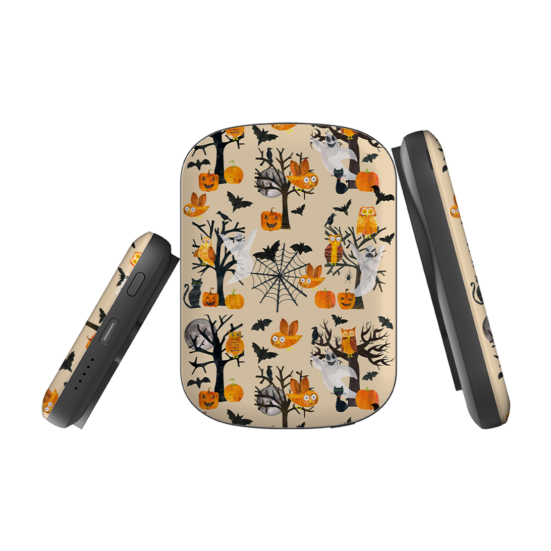 MagSafe Power Bank - Halloween By Tracey English