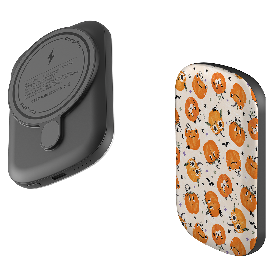 MagSafe Power Bank - Halloween Pumpkin Light By Ali Brookes