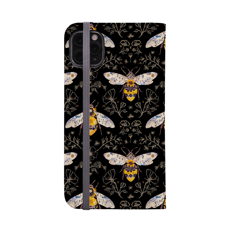 Midnight Bumble Bee Multi Wallet Case By Helen Ahpornsiri