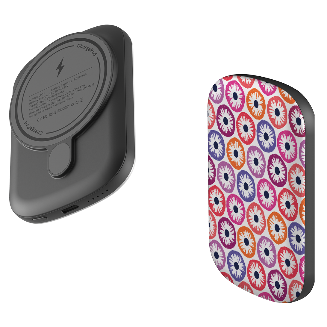 MagSafe Power Bank - Penny Flowers Light By Ali Brookes