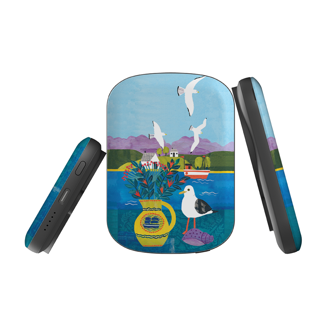 MagSafe Power Bank - Seagulls By Tracey English