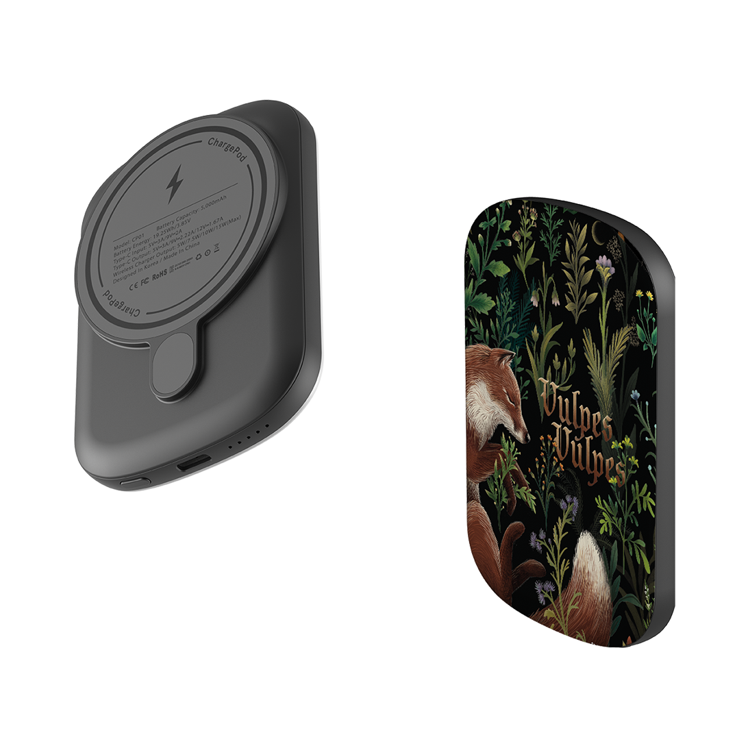 MagSafe Power Bank - Vulpes Fox By Anna Stead