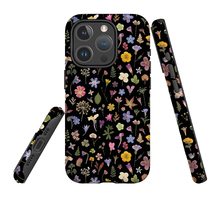 iPhone MagSafe Tough Case – Blumenwiese von Helen Ahpornsiri