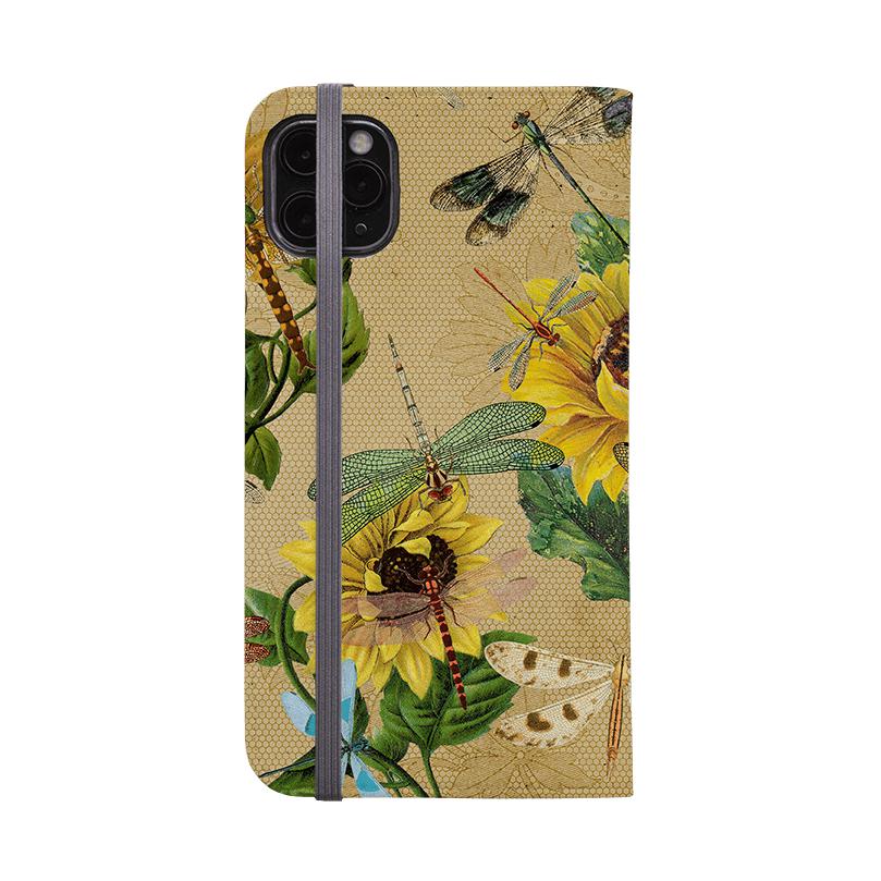 Étui portefeuille pour téléphone - Libellules et Tournesol - Étui portefeuille en cuir végétalien. Cuir végétalien. 3 emplacements pour cartes. Extérieur entièrement imprimé. Compatibilité : consultez le menu déroulant pour les options, veuillez sélectionner le bon étui car nous imprimons sur commande. - Stringberry